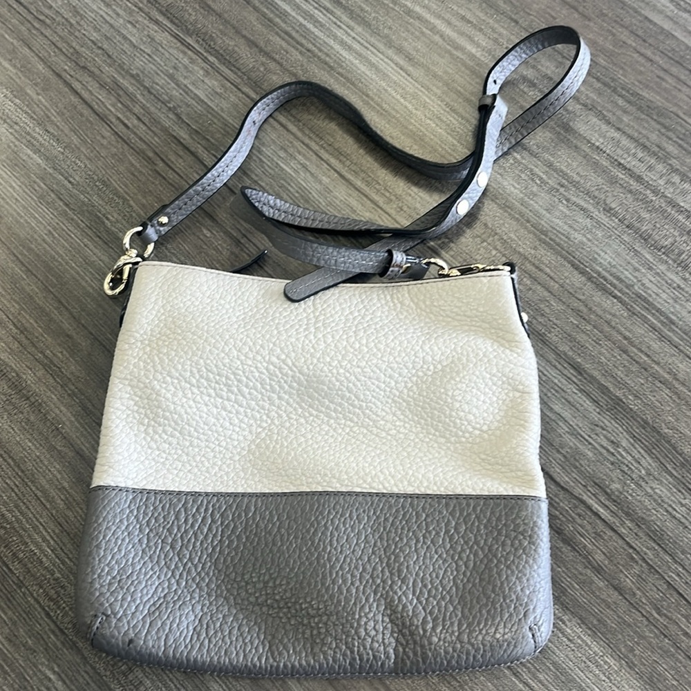 Kate Spade Two-Tone Gray Crossbody Leather Shoulder Bag - Picture 3 of 7